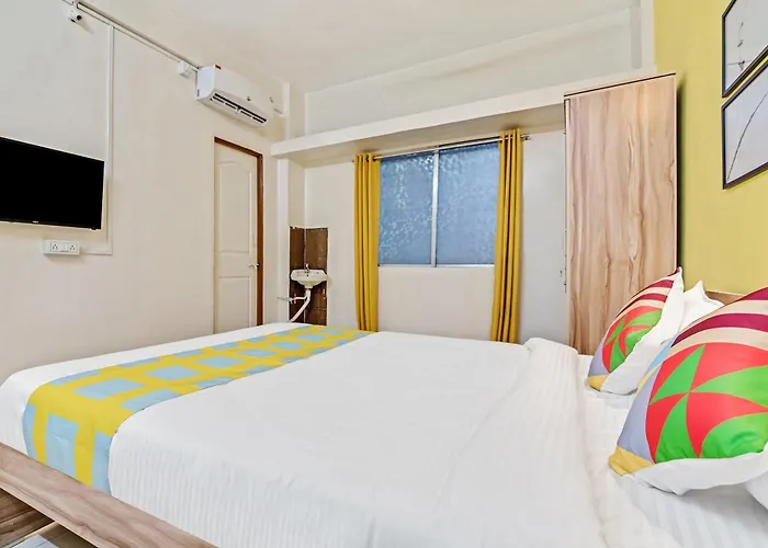 Super Hotel O Saraswati Niwas Vadgaon Budruk