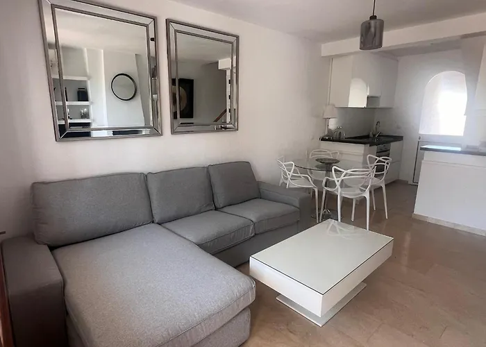 Adosado En Residencial