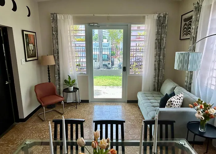 Isla Verde By The Beach Guest House