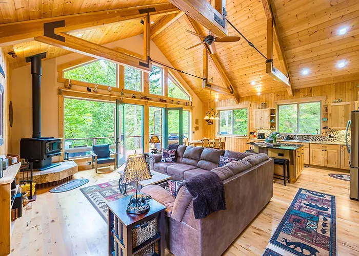 Olympic Nat'L Park Base: Luxe Port Angeles Cabin