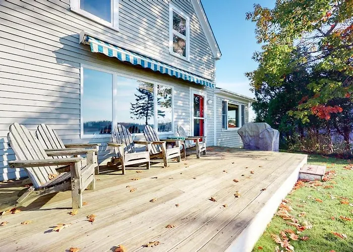 Bayfront House On Port Clyde Harbor With Views, Hot Tub, Beach Access