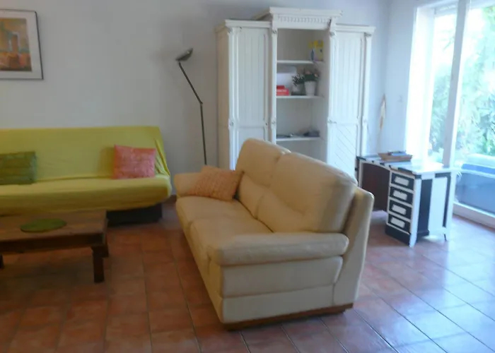 Un Coin De Campagne Grand Appartement Pres De La Mer Pour 2 A 6 Personnes
