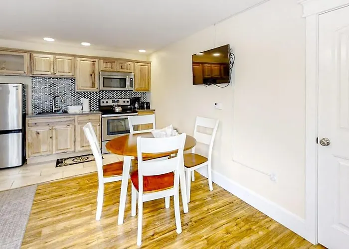 Water-View Condo At Sheepscot Harbour Resort With Deck, Full Kitchen, And Wifi