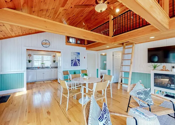 Dazzling Ocean-View House With Fireplace, Deck, Firepit, Central Ac, & W/D