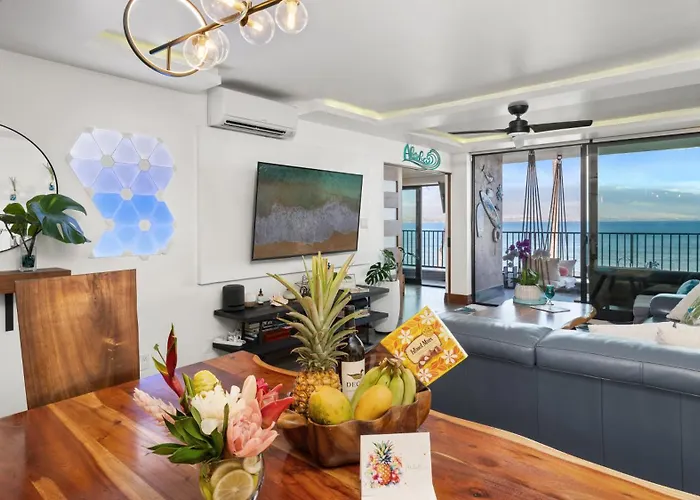 Spectacular Luxury , Modern Oceanfront Condo Maalaea-Kihei ,Maui