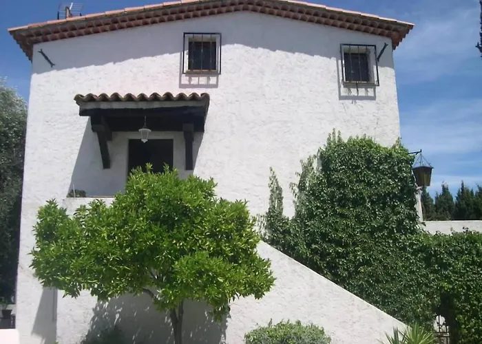 Villa Elegante Avec Piscine Privee A Le Cannet
