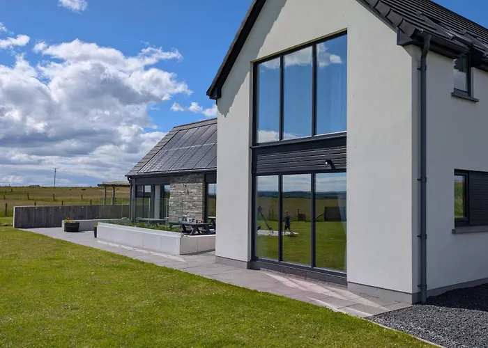 Flotnar Hus - Newbuild B&B
