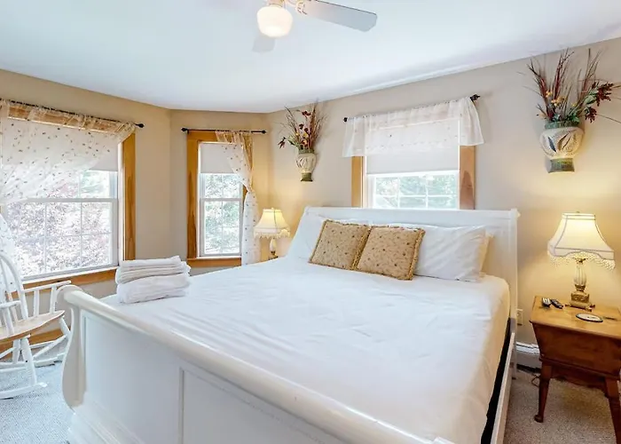 Two-Story Home Steps From Laite Beach - Stroll To The Harbor, 1 Dog Welcome