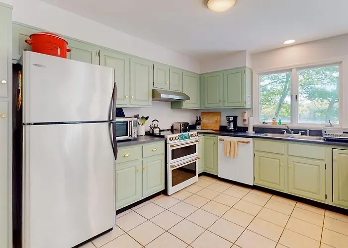 Water-View Retreat With Beach Access, Deck, Grill, Ev Charger & Lawn Games
