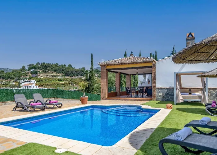 Villa Maravillas by Villa Plus