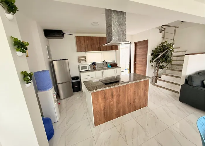 Casa Familiar A Pasos Del Mar Playa Y Felicidad