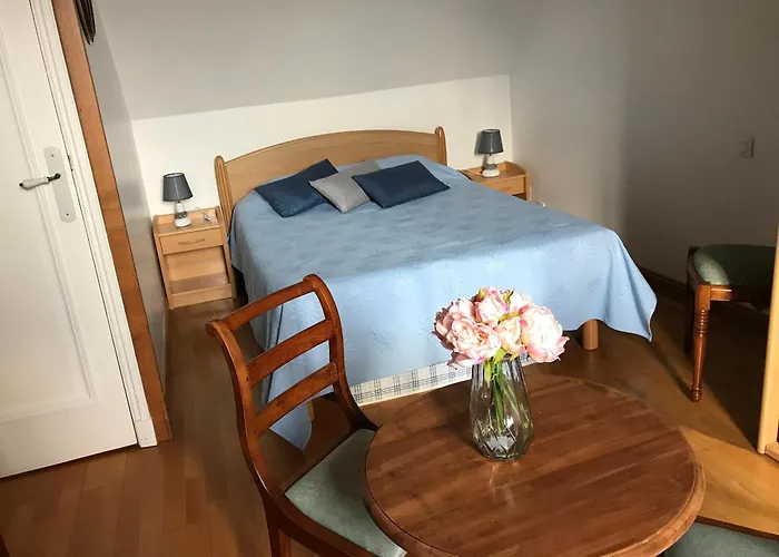 Appartement Lumineux Avec Vue Sur La Mer A Port-Bail 70 M² 4 Pers.