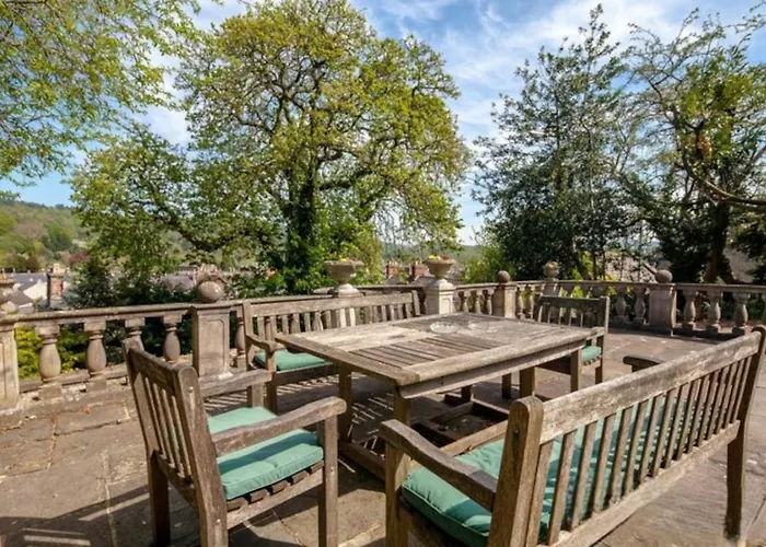 Bagshaw Lodge
