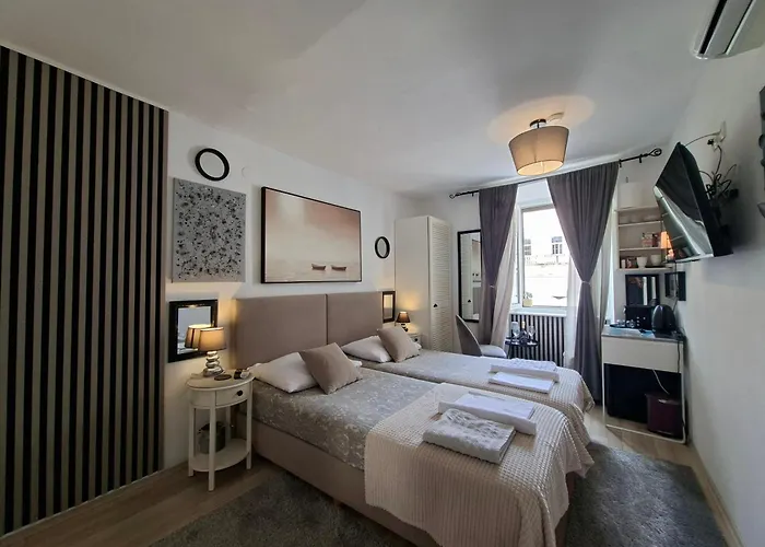 Apartment Agora