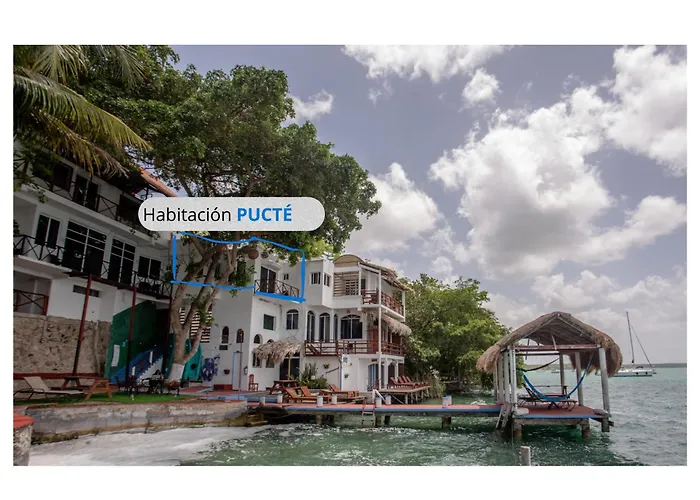 Seven Blue House Village & Lodge