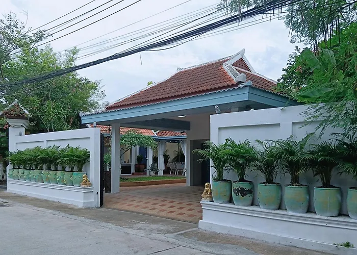 4 Bed Villa Private Pool And Bbq Jomtien Beach