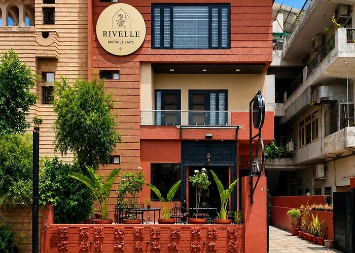 Rivelle Boutique Stays 10 Mins From Jaipur Railway Station