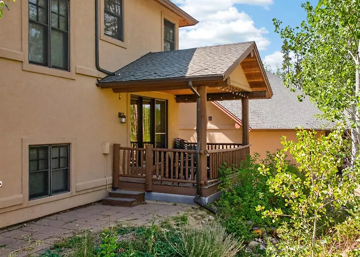 500 North Lupine