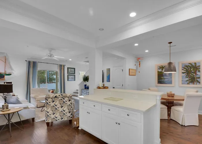1903 Mariner'S Circle