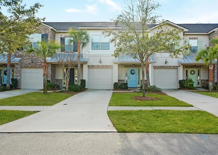 1903 Mariner'S Circle