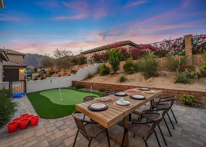 Enjoy A Stay @ Casa De Fore!Play! New Townhome!