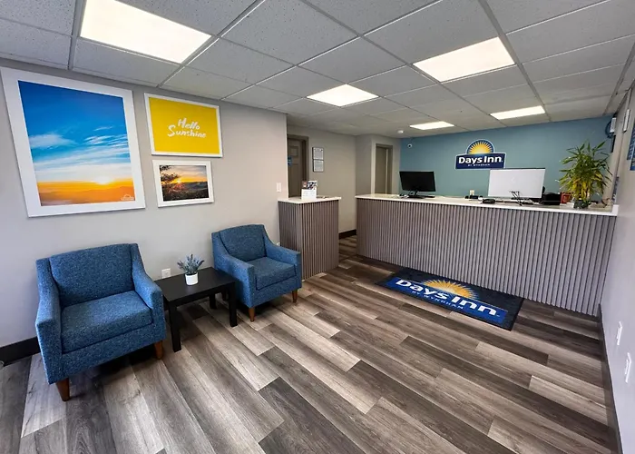 Days Inn By Wyndham Gainesville Hospital - University Area