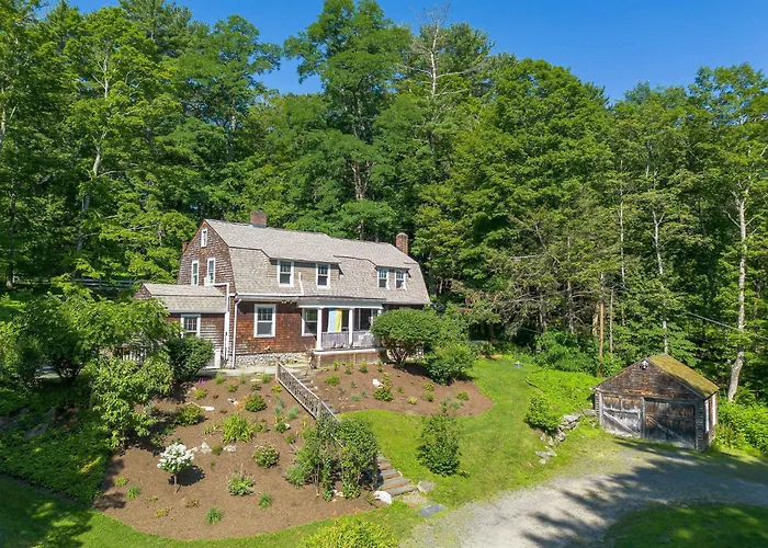 Classic Stockbridge Cottage