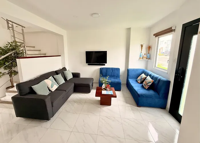 Casa Familiar A Pasos Del Mar Playa Y Felicidad