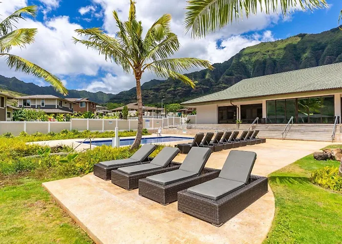 Makaha Hideaway By Avantstay