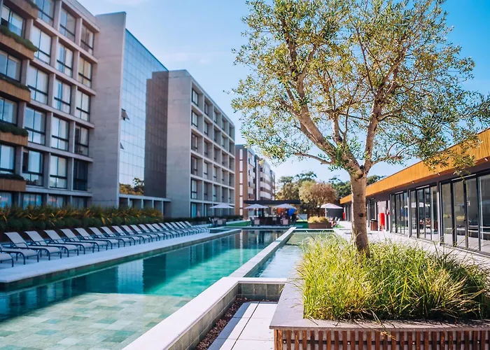 Resort com Piscina Aquecida e Garagem em Xangri-lá