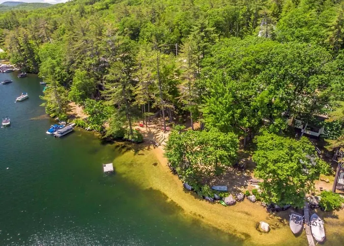 Squam Waterfront 2 Bed Rental