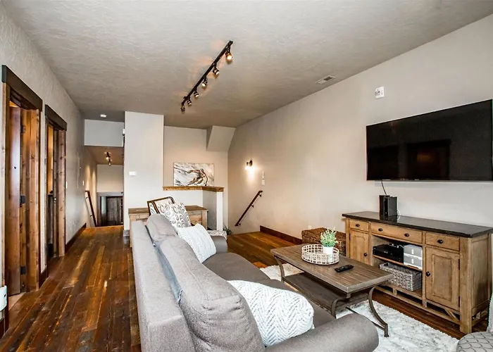 Cana Loft 302