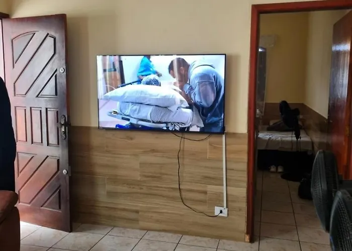 Casa completa a 300 mts da praia