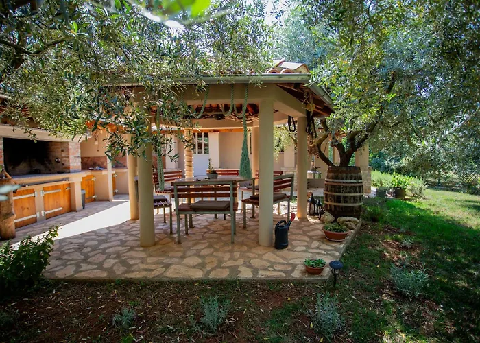 Casa Oliva Kim Marie /W Garden - Happy Rentals