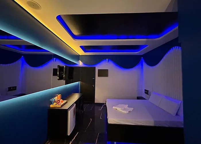 Ellus Motel