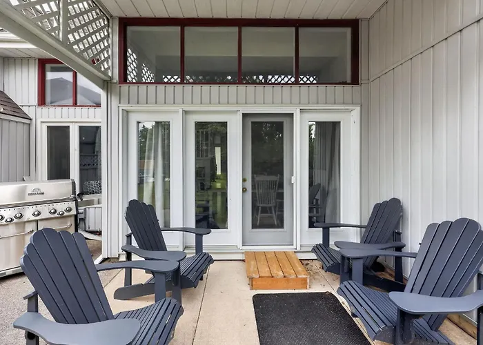Four Season Family Retreat With Pool Access