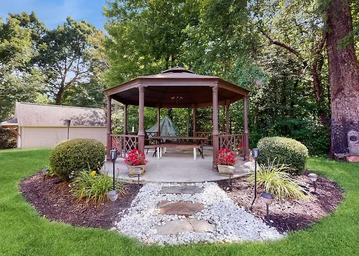 Swannanoa Serenity Suites