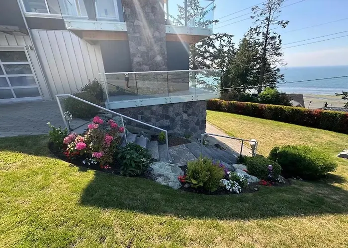 White Rock Beach Getaway