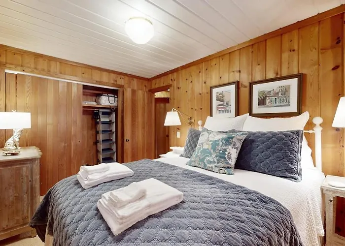 Dancing Bear Cabin
