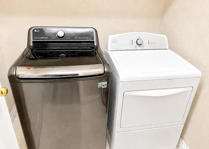 No Added Fees! Craig Ranch Homeshare Retreat