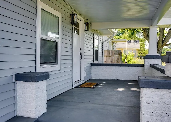 Cozy 2Br Home Near Nd - Perfect For Game Day Stays
