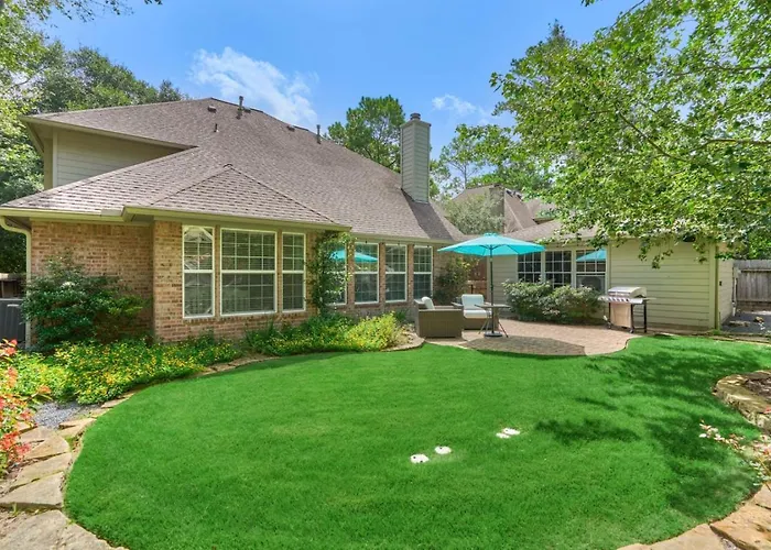 The Woodlands 4Br Executive Retreat - Ev, Baby & Pet Friendly, Near Hospitals & Shopping