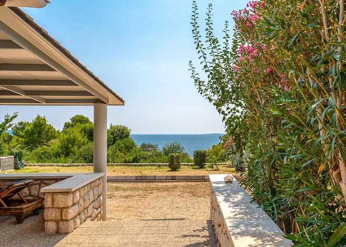 Holiday Home Dundo House By Interhome