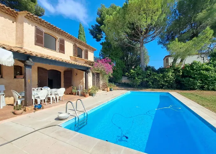 4 Bedroom Villa With Pool Sea View Ac Parking - Benakey