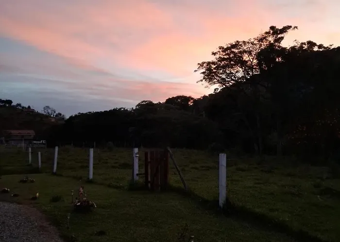 Chalés Refúgio no Campo