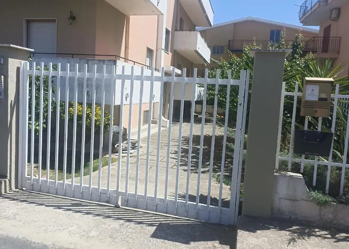 Soverato Appartamento Bilocale Ippocampo - Accogliente, Moderno E A Pochi Passi Dal Mare