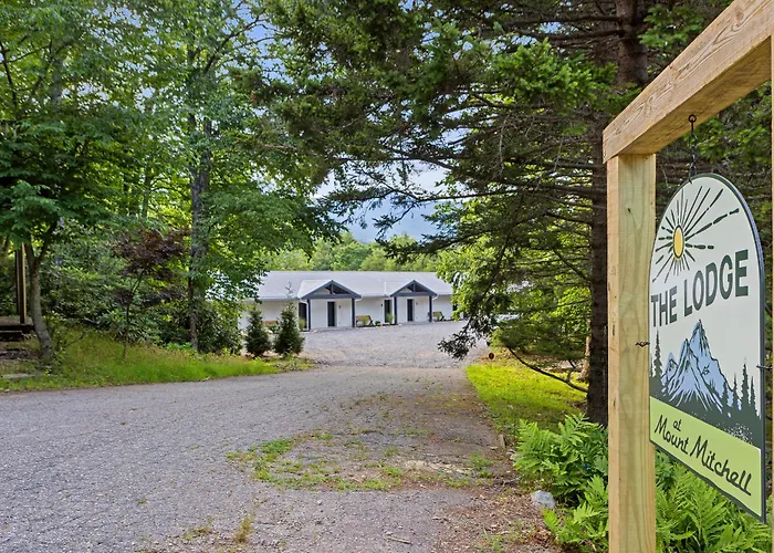 Lodge At Mount Mitchell