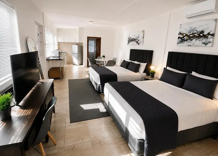 30 On 6Th By 306 Accommodations