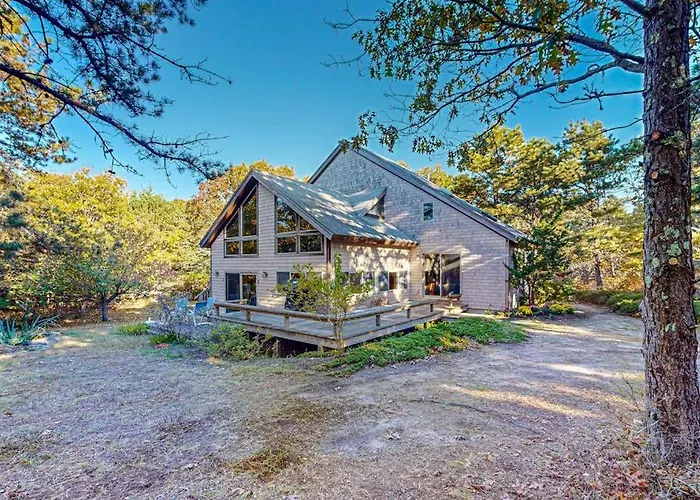 Cozy Island Cabin