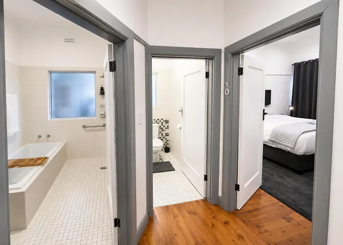 30 On 6Th By 306 Accommodations